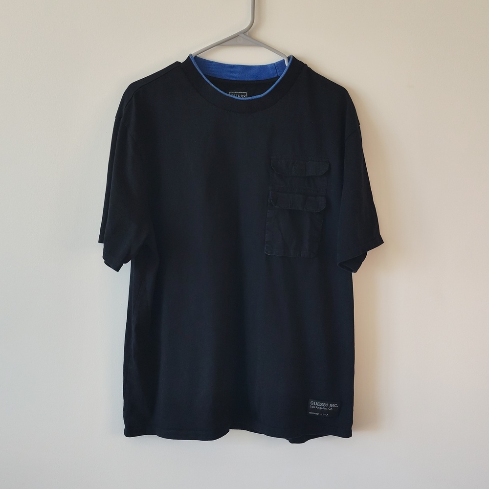 USED Men's Guess T-shirt...Very Dope! Fantastic Condition